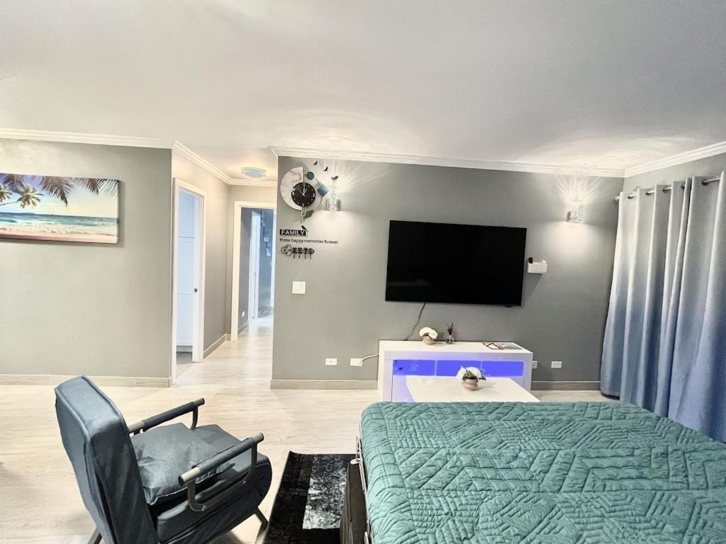 Waikiki Condo 2 Bedrooms 2 Bathrooms With 1 Free Parking Space Honolulu Exteriör bild